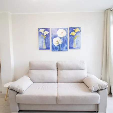 Nautical Flats By Concept Apartment