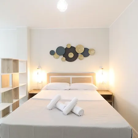 Nautical Flats By Concept Apartment